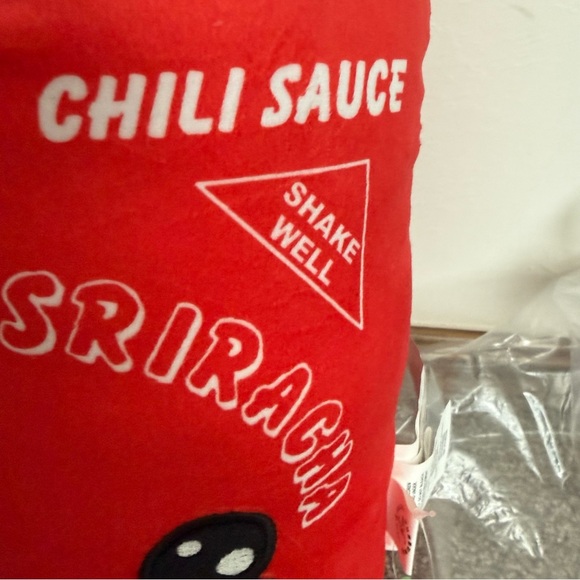 Sriracha Hot Chili Sauce Plush Pillow Red and Green NEW - Discontinued - Picture 8 of 14